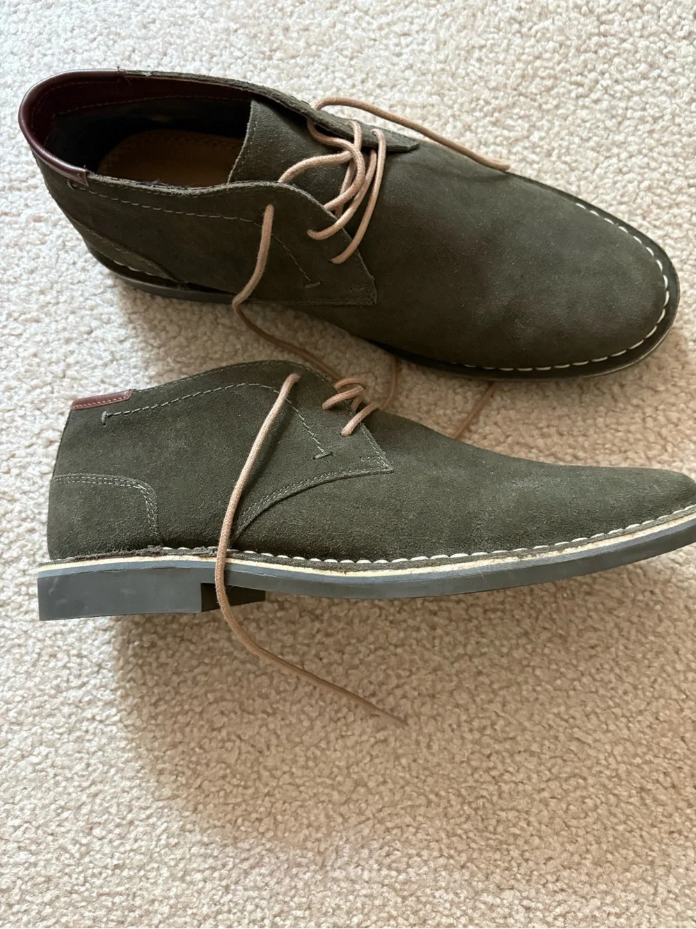 Kenneth Cole Olive Suede Chukka Boots with Tan Laces